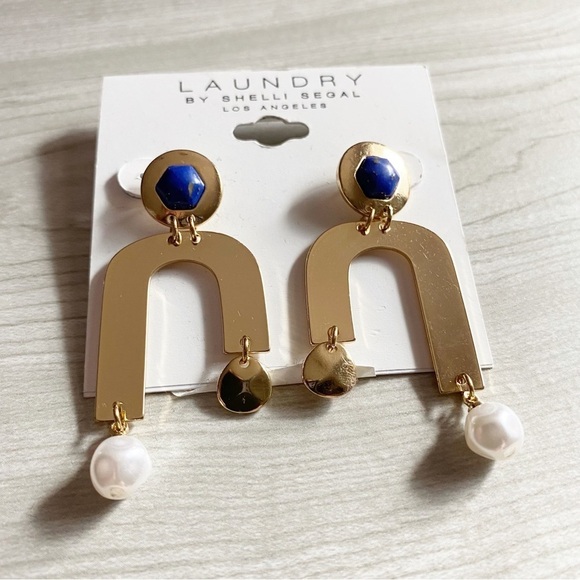 NWT Laundry by Shelli Segal Gold Dangle Earrings - Picture 1 of 2